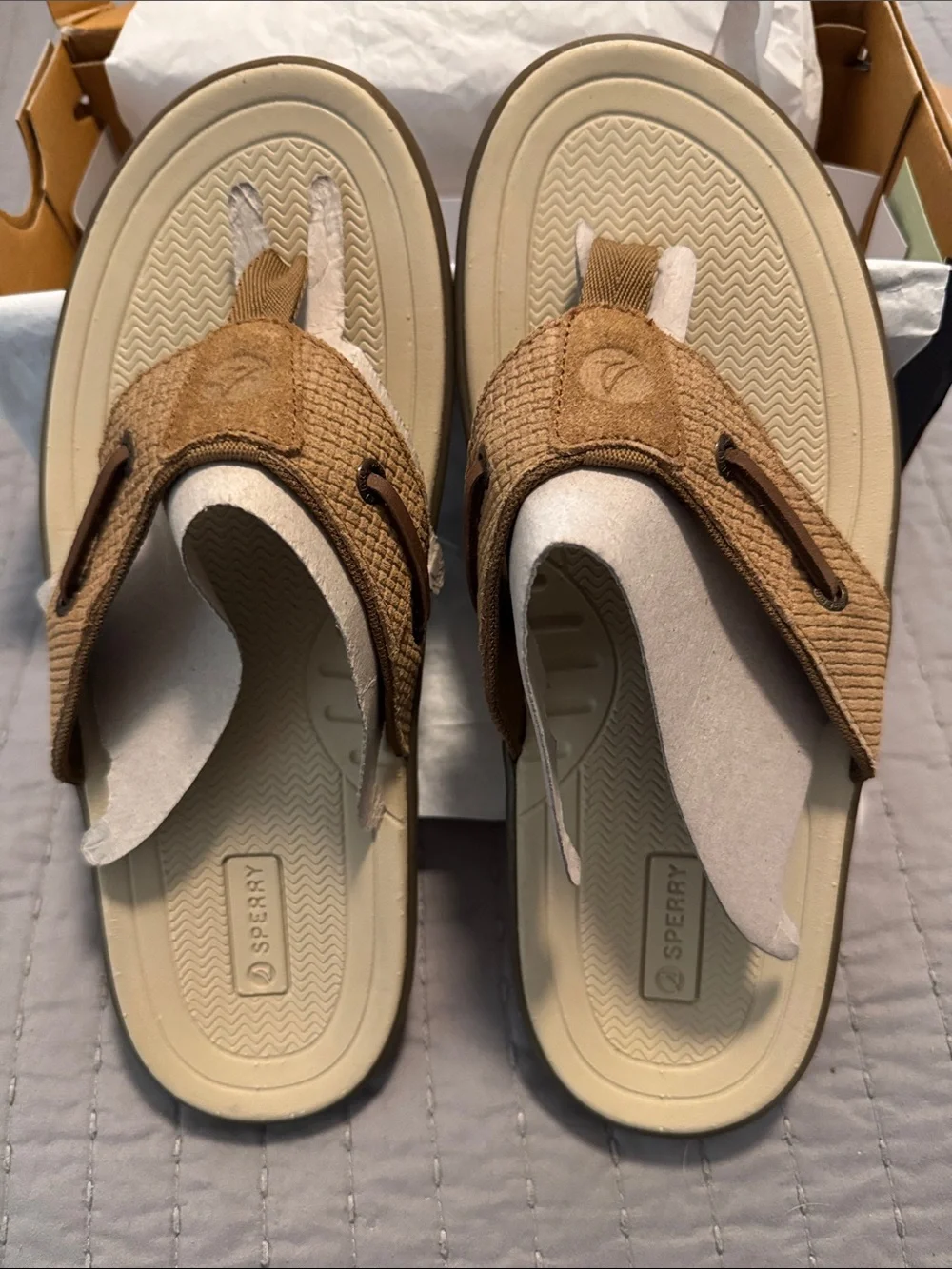 Sperry Men’s Tan Brown Flip-Flop Sandals